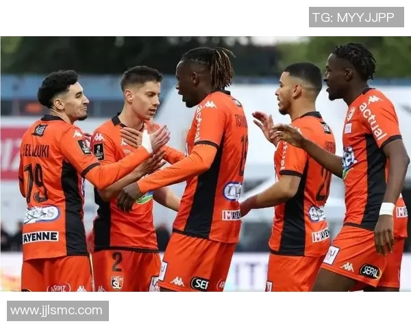 拉瓦勒与尼斯对决精彩纷呈谁能在赛场上笑到最后