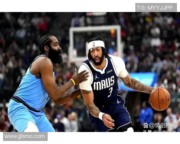 勇士全队表现抢眼,轻取快船迎来四连胜 勇士全队表现抢眼,轻取快船迎来四连胜